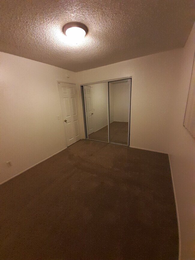 Foto del edificio - 3721 Sunset Ln