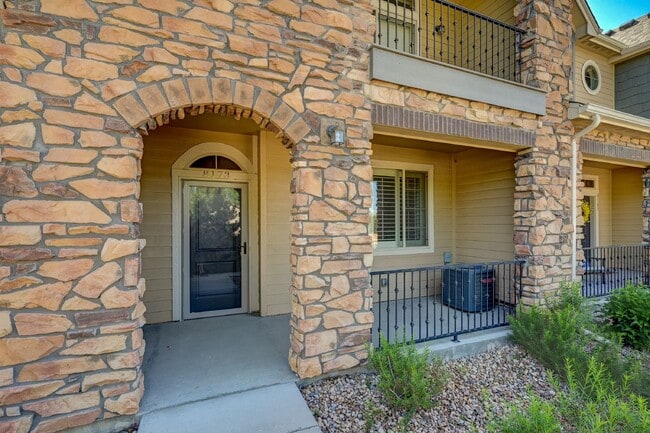 $2,750 - 2 Bed, 2.5 Bath Condo in Centenni... - $2,750 - 2 Bed, 2.5 Bath Condo in Centenni...