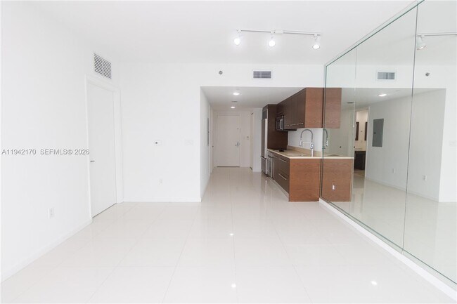 Foto del edificio - 495 Brickell Ave