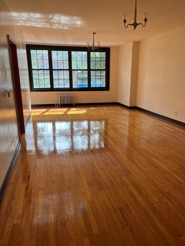 117 Stanhope St Unit 2, Brooklyn, NY 11221 Room for Rent in Brooklyn