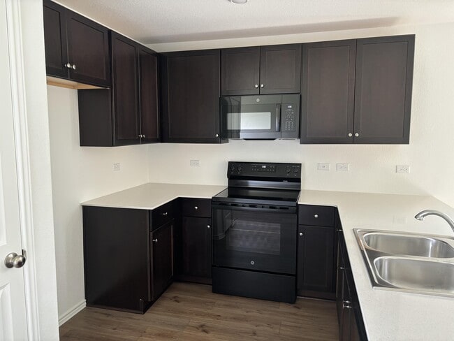 Building Photo - 1109 Catfish Ln