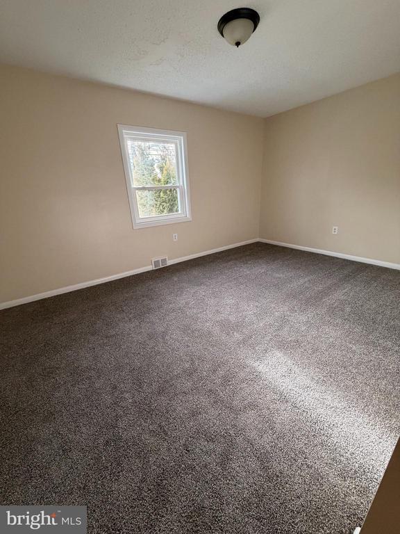 Building Photo - 624 Tacoma Blvd