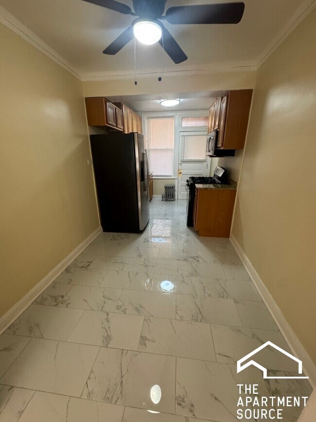 Foto del edificio - 6214 N Mozart St