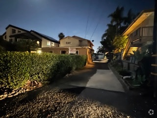 Building Photo - 247 Juniper Ave