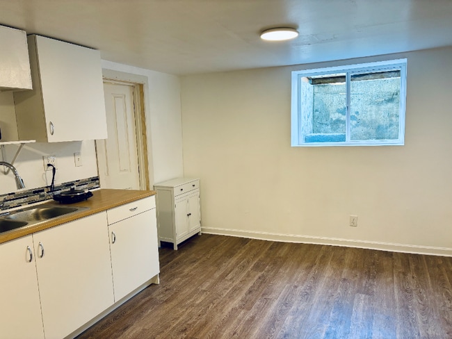 Foto del edificio - 13623 8th Ave SW