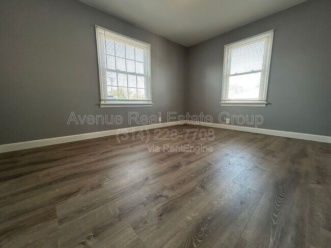 Foto del edificio - 8306 Whitewater Dr