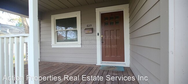 Building Photo - 3 br, 1 bath House - 625 Oak Street