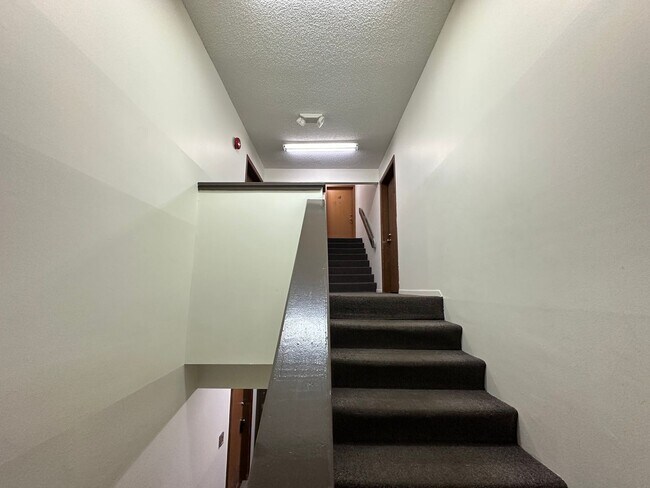 Foto del edificio - 1 Bed/1 Bath/ Condo near UAF