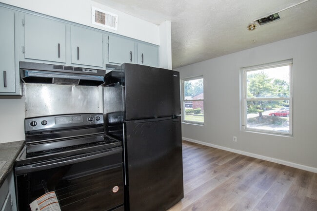 kitchen - 7417 Garrison Rd