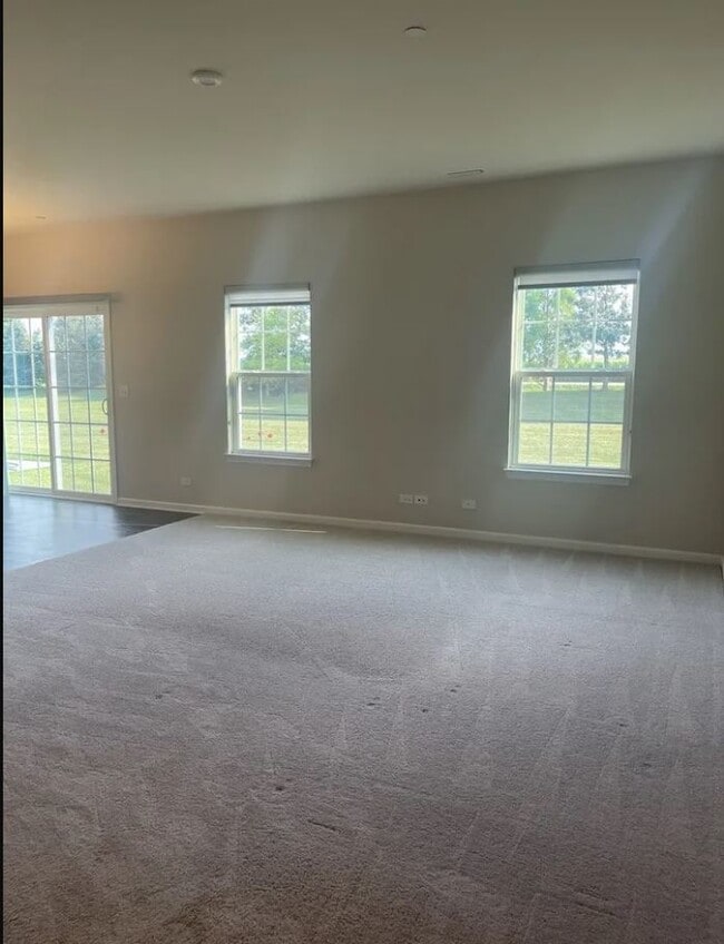 Building Photo - 3403 Helene Rieder Dr
