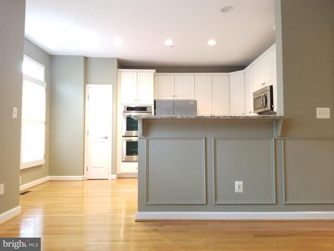 Building Photo - 1490 Northern Neck Dr