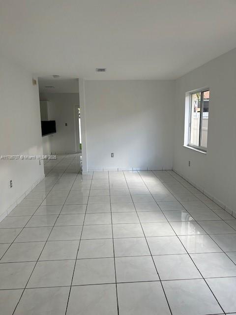 Building Photo - 3165 SW 26th St