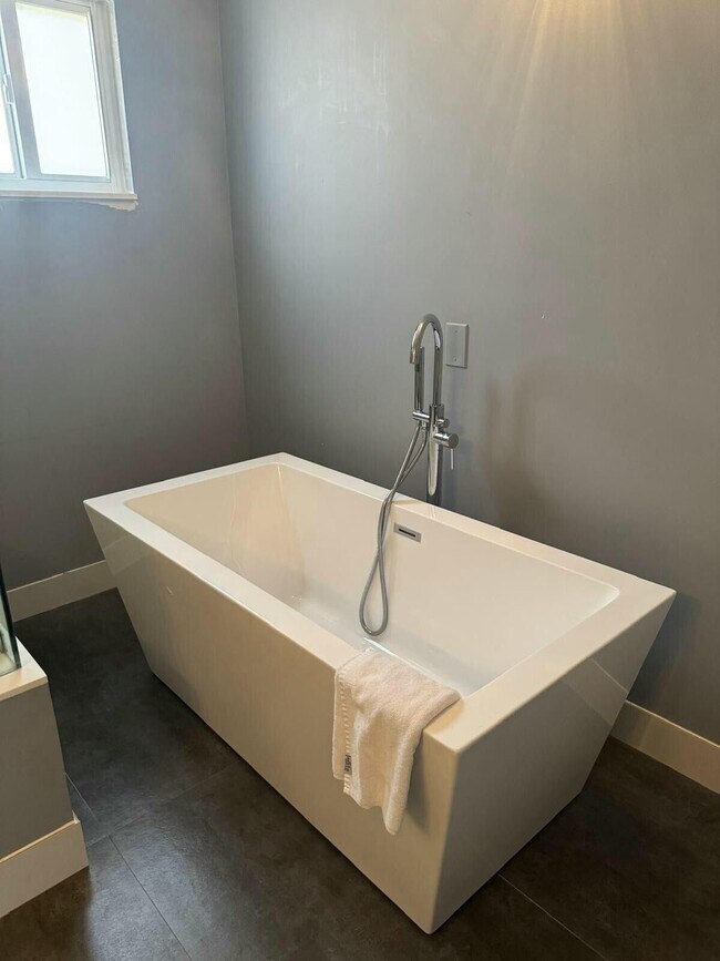 Foto del edificio - 5935 Asturian Trl