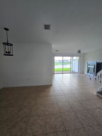 Foto del edificio - 7070 Venice Way