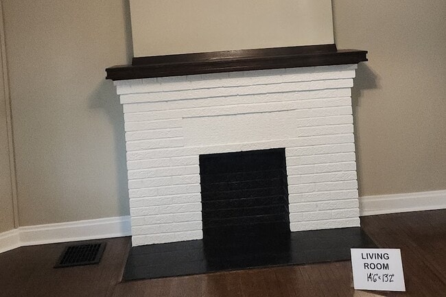 Fireplace in Living Room - 43 N Roys Ave