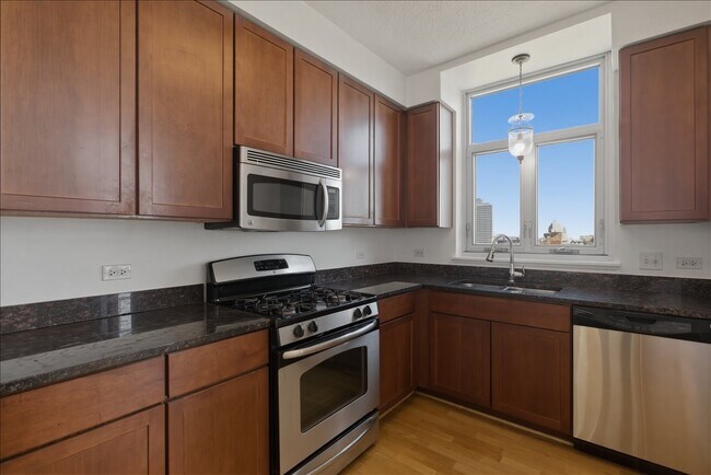 Foto del edificio - 1134 W Granville Ave