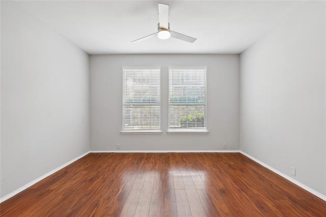Foto del edificio - 2316 Stoneleigh Pl