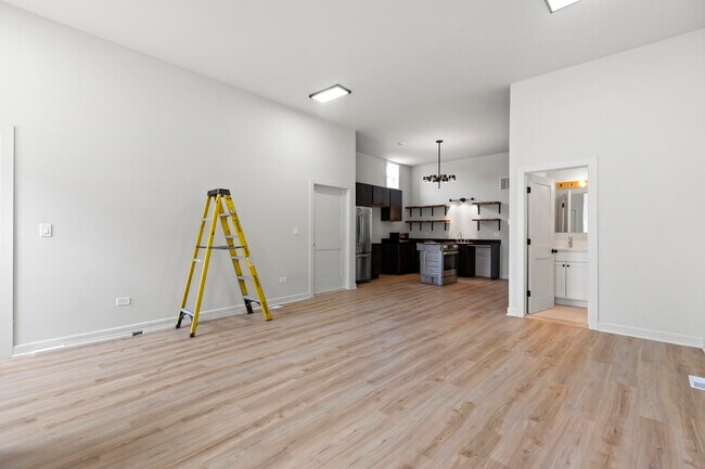 Foto del edificio - 3123 N California Ave