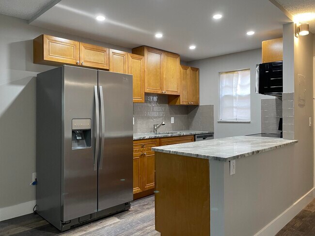 Foto del edificio - 650 SW 2nd Ave