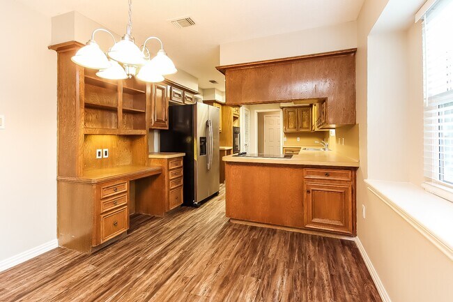 Building Photo - 15806 Afore Dr