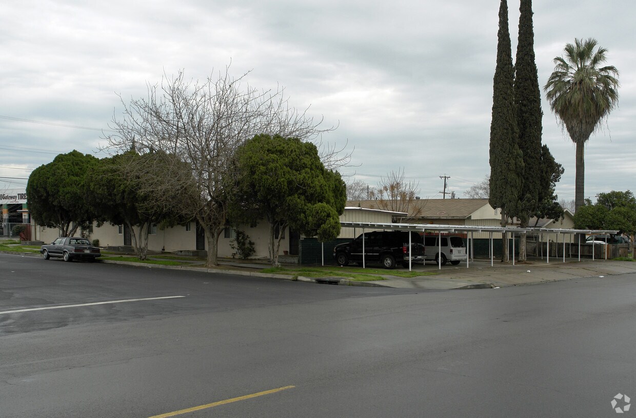 Foto principal - 701 S G St
