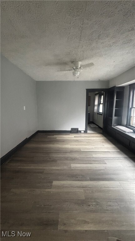 Building Photo - 1092 E 143rd St