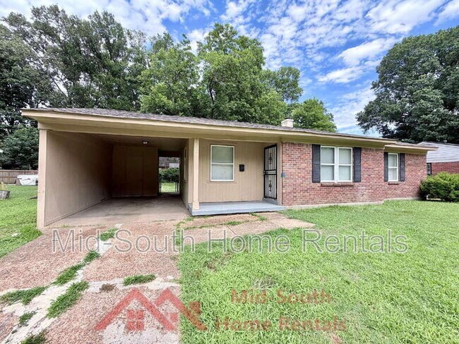 Building Photo - 1730 Tahiti Ln