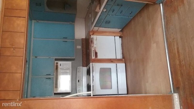 Building Photo - 3 br, 1 bath House - 1113 Adams St