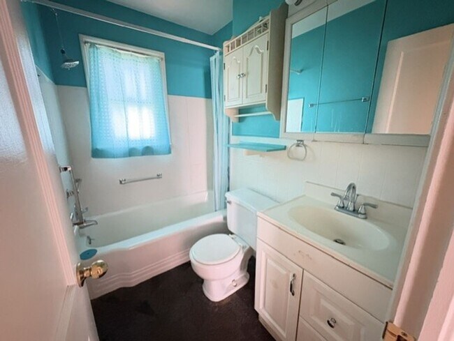 Building Photo - Charming 2-Bedroom Brick Home with Central Air, Garage & Spacious Backyard
