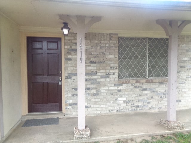 Foto del edificio - 1419 Dorsetshire Dr