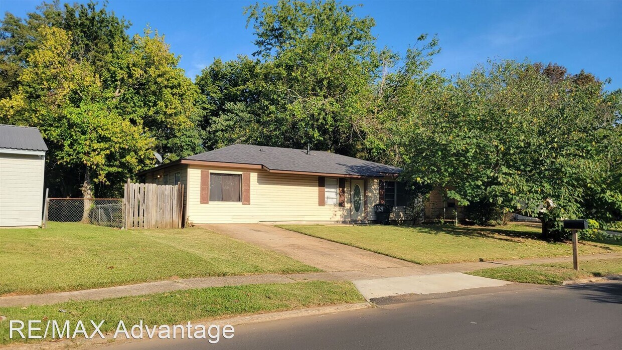3 br, 1 bath House 1024 NORRIS House Rental in Bossier City, LA