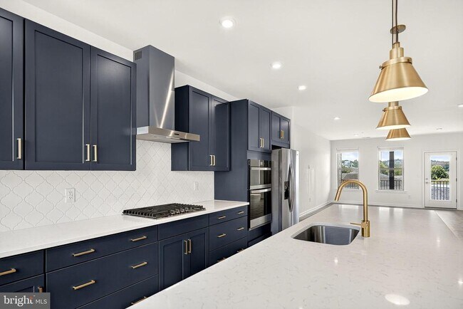 Building Photo - 20957 Bluebird Sq