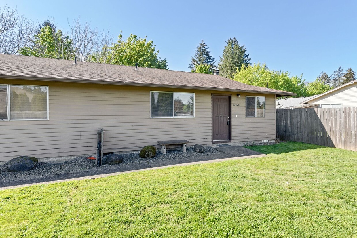 Primary Photo - 13330-13330 E Burnside St