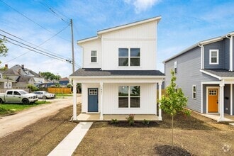 Building Photo - 1441 Merrimac Ave