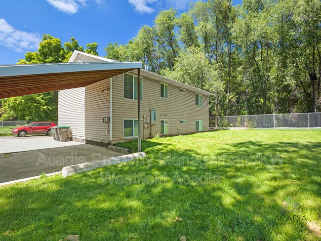 Building Photo - 1114 W 650 N St