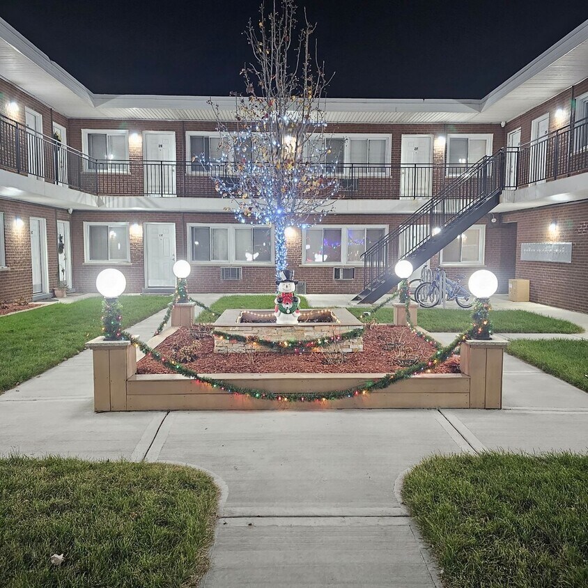 7834 95th St Unit 2L, Hickory Hills, IL 60457 Condo for Rent in