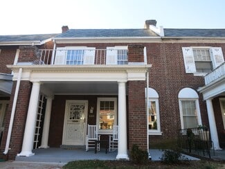 Building Photo - 2311 Maplewood Ave