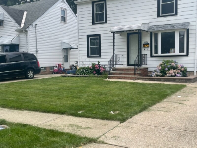 Primary Photo - 1536 Douglas Rd