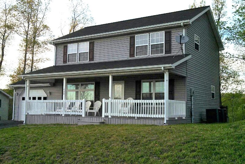 Foto principal - 428 Dockview Rd