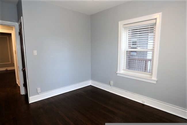 Foto del edificio - 5306 N Ashland Ave