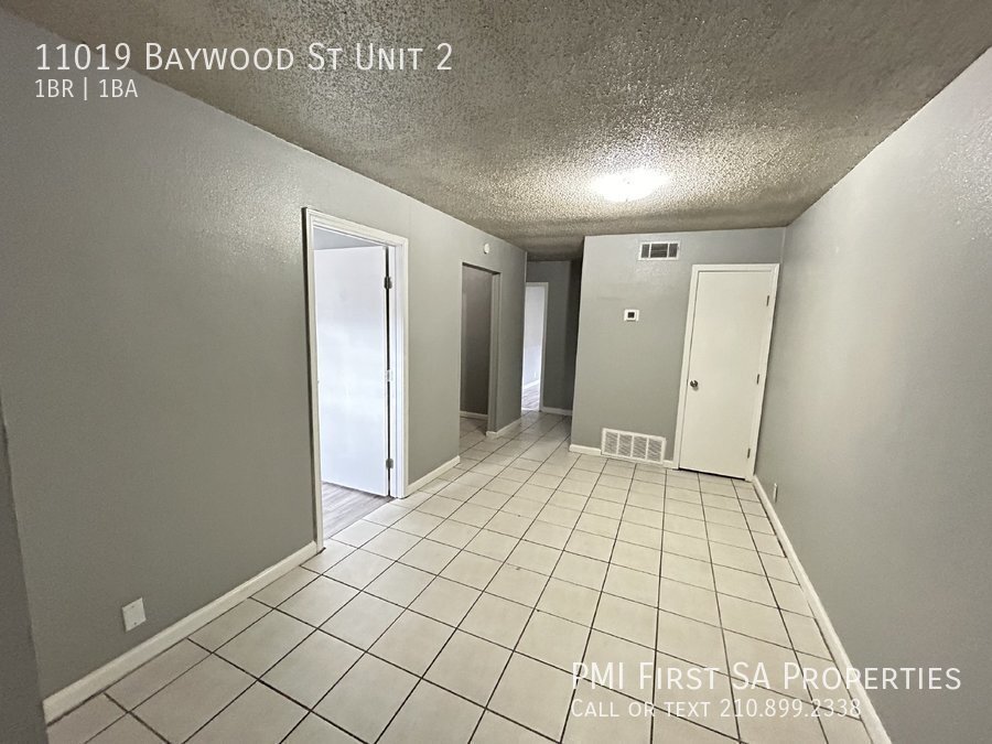Primary Photo - 11019 Baywood St