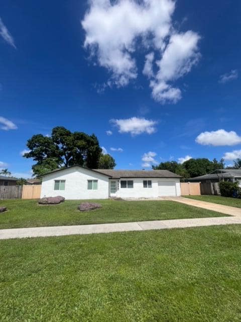 Building Photo - 846 Croton Dr