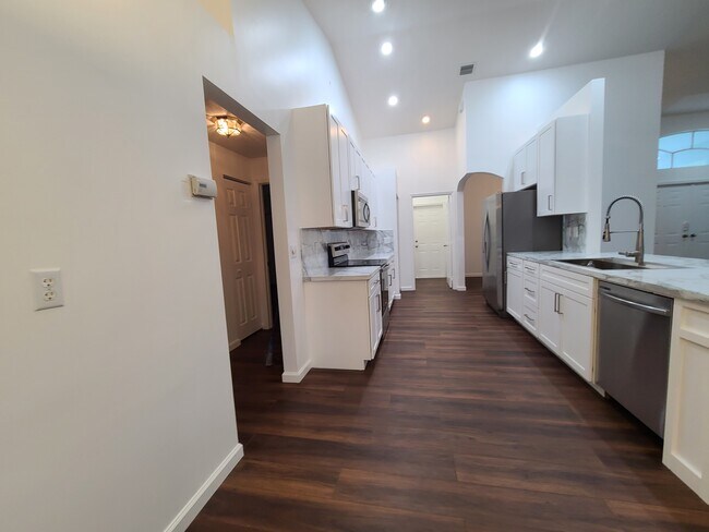 Foto del edificio - 12315 63rd Ln N