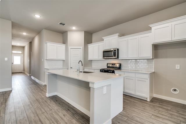 Building Photo - 7131 Rolling Waters Wy