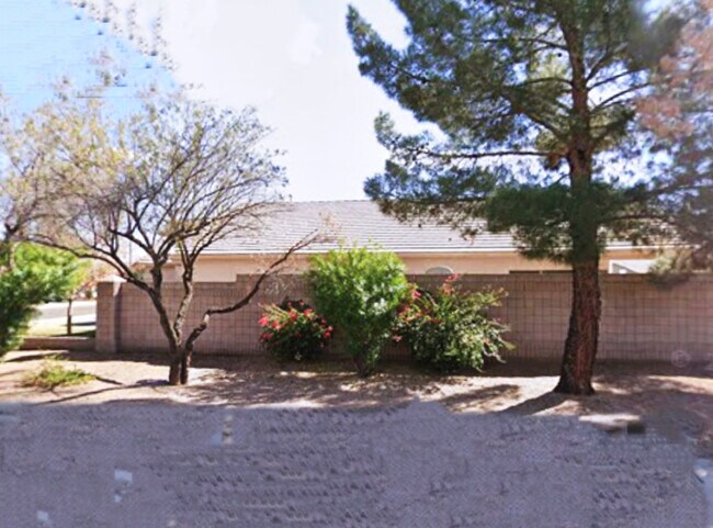 Foto del edificio - 334 N Brighton Ln