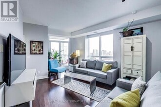 Building Photo - 1 Scott St