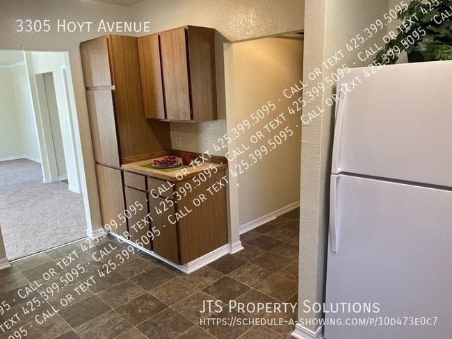 Building Photo - 3305 Hoyt Ave