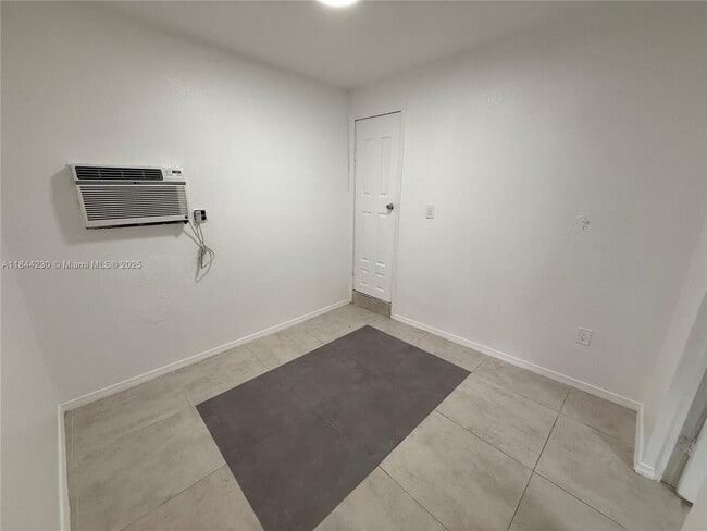 Foto del edificio - 2146 NW 18th Terrace