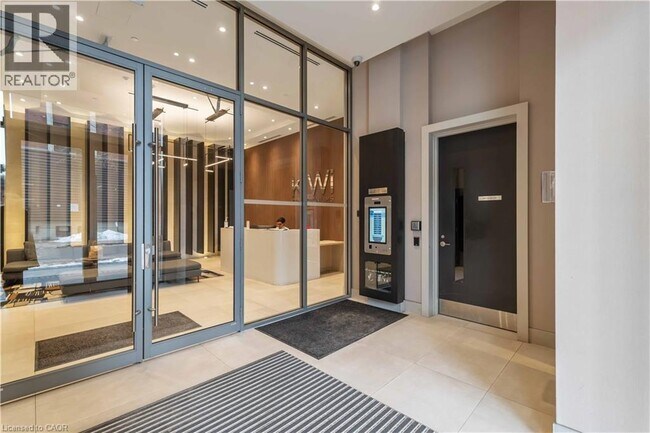 Photo du bâtiment - 212 King William St