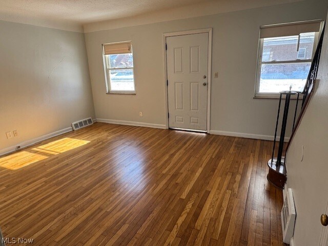 Foto del edificio - 455 E 200th St